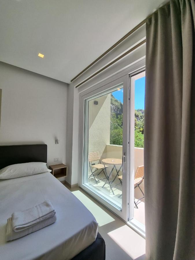 Marea Retreat Rooms Marina di Camerota Exterior foto